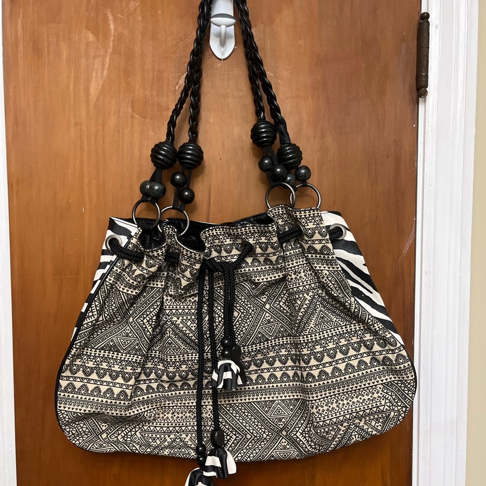 Bueno Purse Zebra Print Black and White - Picture 2 of 10